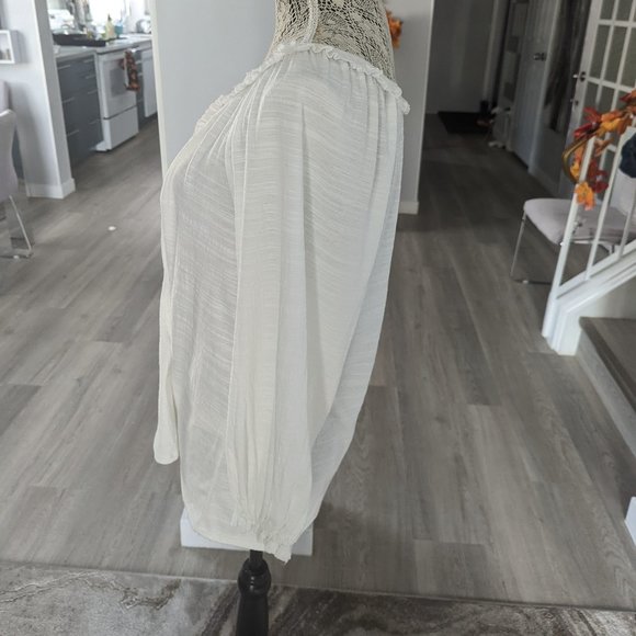 Max Studio white blouse - Picture 3 of 7